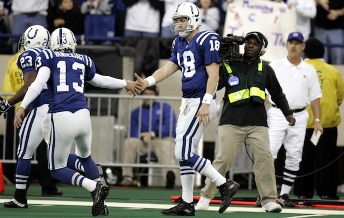 manning-idiot-kicker.jpg